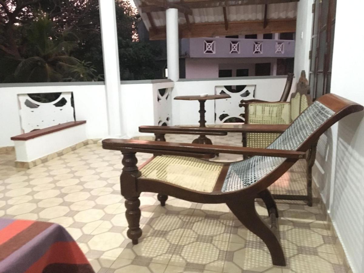 Rock House Hotel Unawatuna Ngoại thất bức ảnh