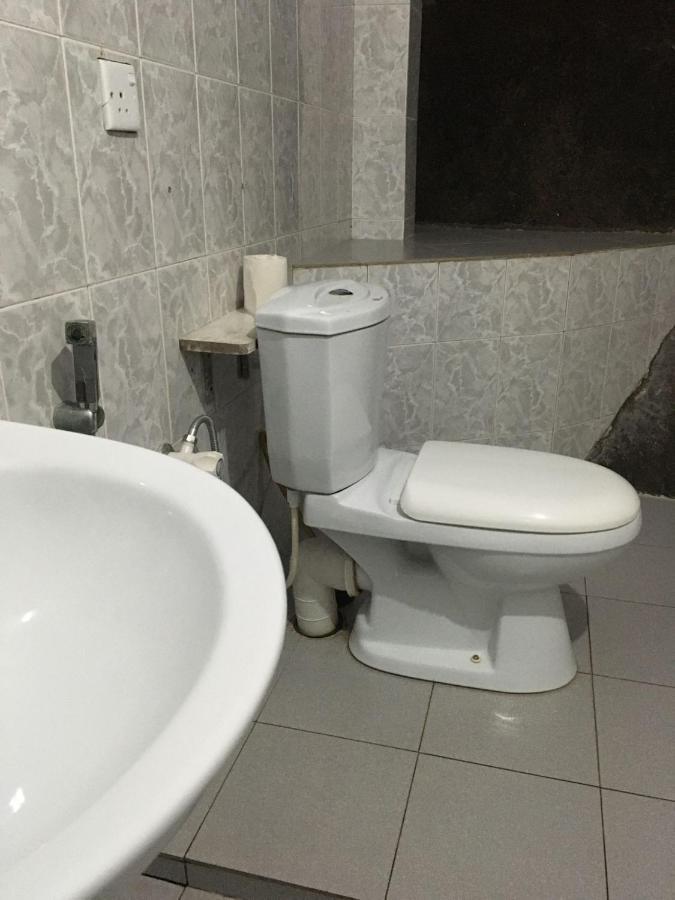 Rock House Hotel Unawatuna Ngoại thất bức ảnh