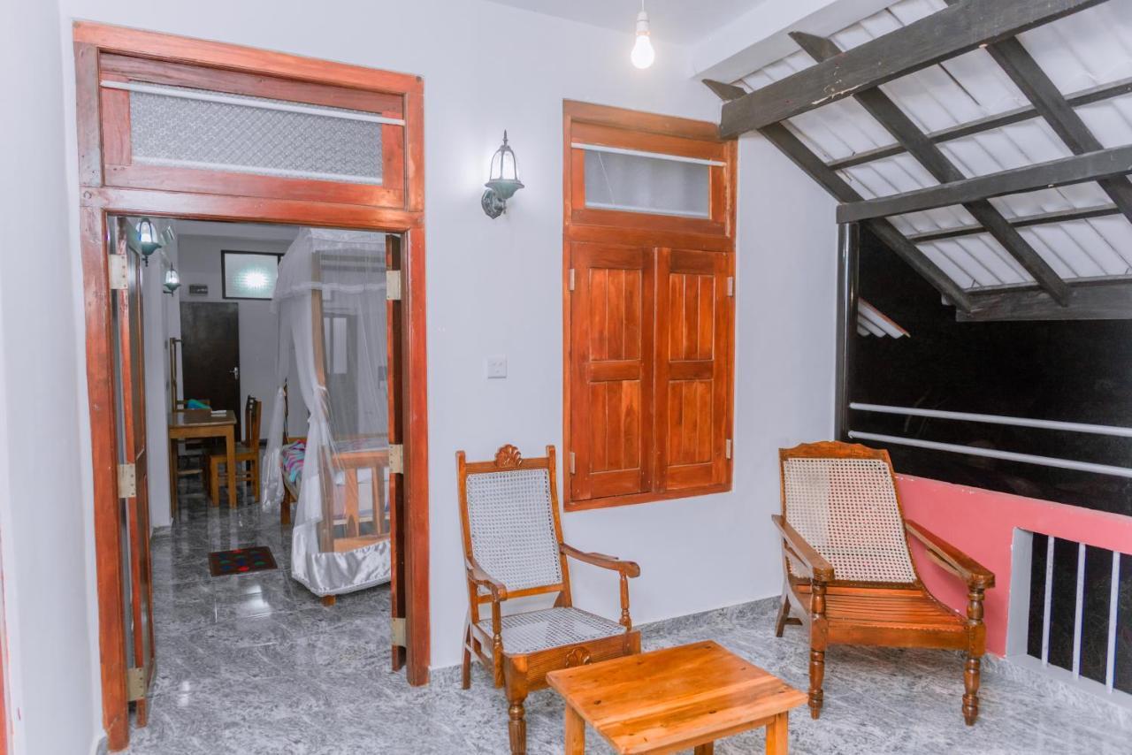 Rock House Hotel Unawatuna Ngoại thất bức ảnh