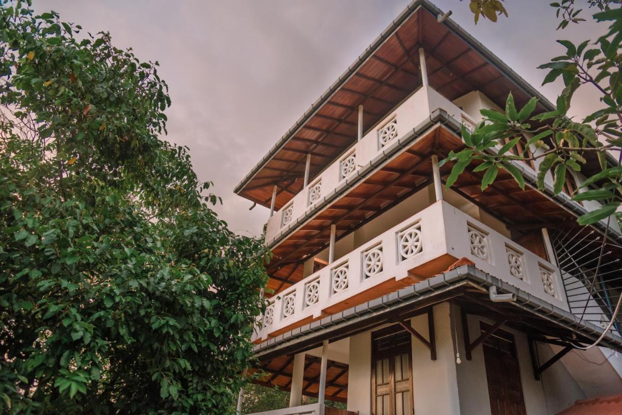 Rock House Hotel Unawatuna Ngoại thất bức ảnh